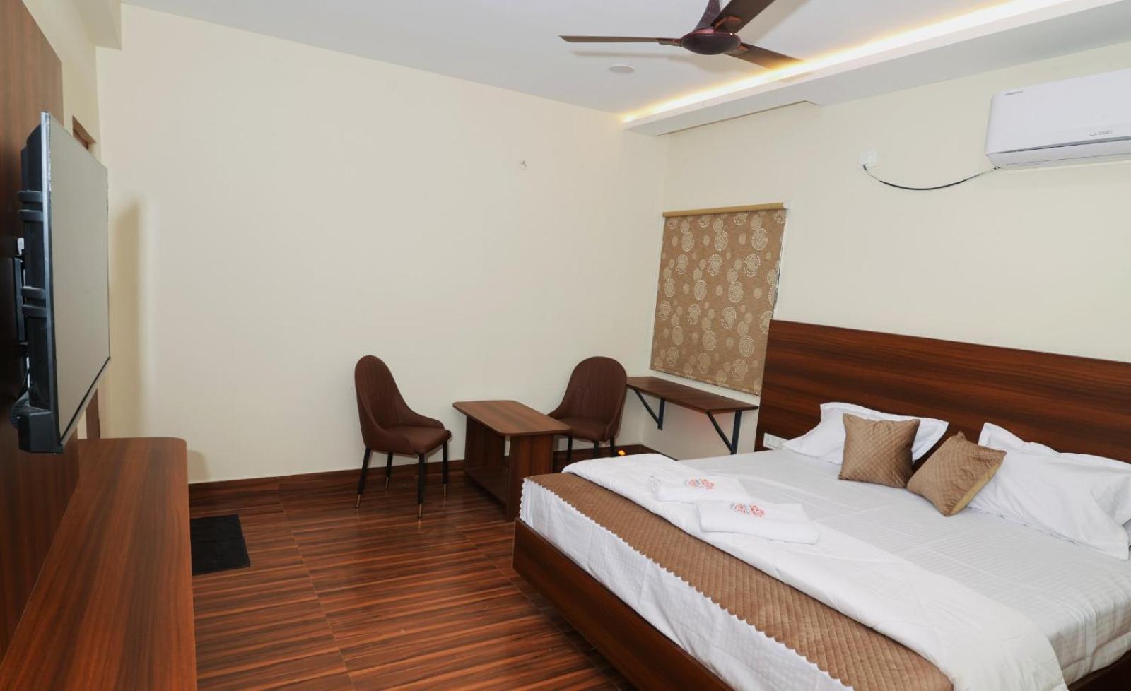 Maalyasa Hotel And Suites Гайдарабад Екстер'єр фото